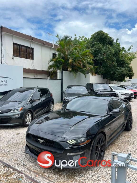 2018 Ford Mustang Ecoboost Premium — foto 2 / 12