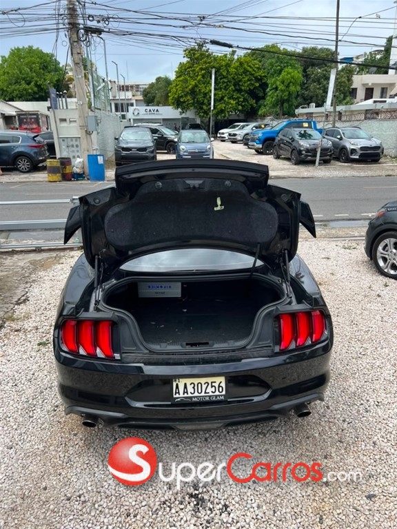2018 Ford Mustang Ecoboost Premium — foto 9 / 12