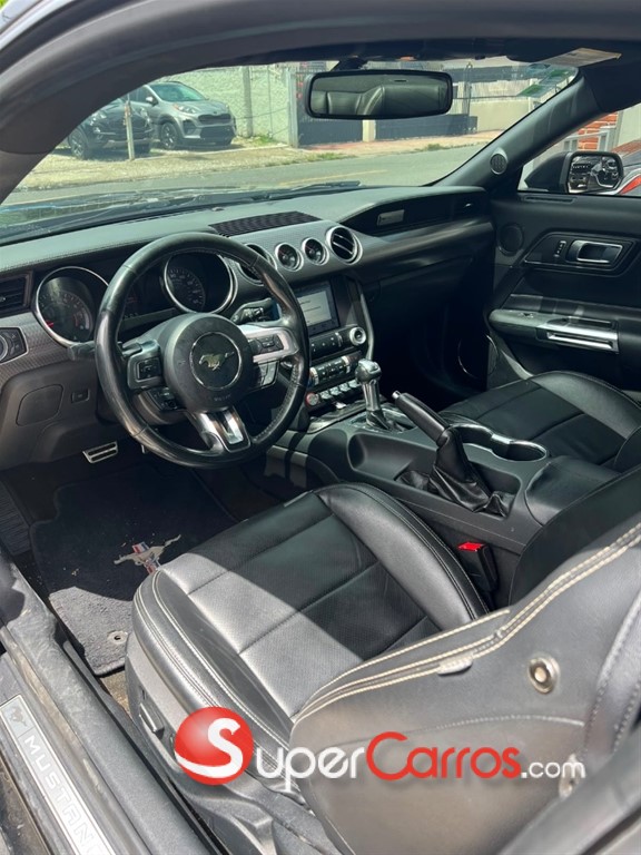 2018 Ford Mustang Ecoboost Premium — foto 11 / 12