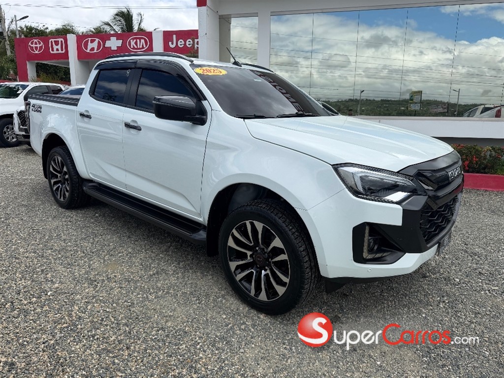2025 Isuzu DMAX LSE