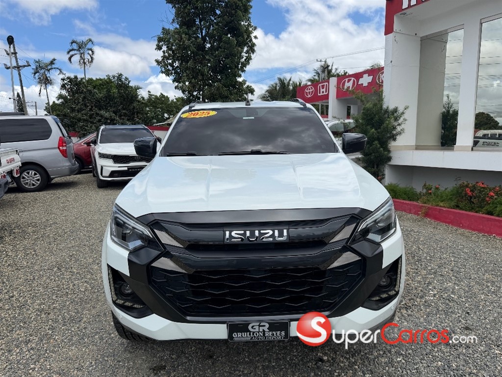 2025 Isuzu DMAX LSE — foto 5 / 9
