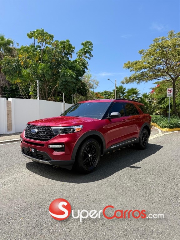 2020 Ford Explorer XLT 4WD — foto 2 / 11