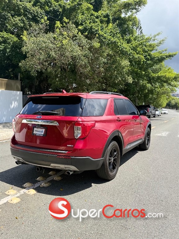 2020 Ford Explorer XLT 4WD — foto 5 / 11