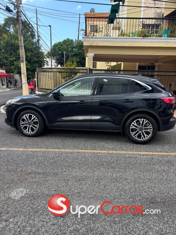 2020 Ford Escape SE — foto 9 / 10