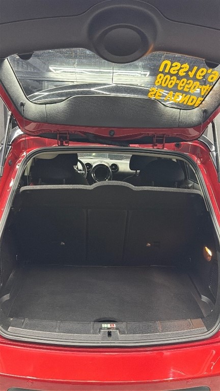 2016 Mini Cooper Countryman — foto 8 / 9