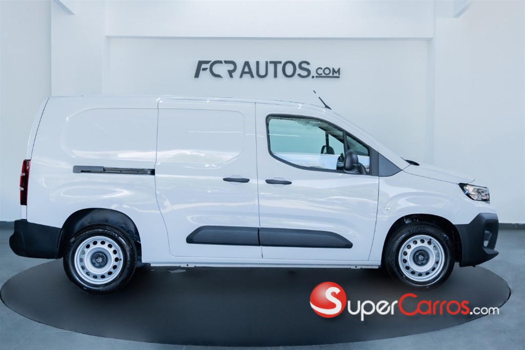 2026 Peugeot Partner — foto 2 / 12