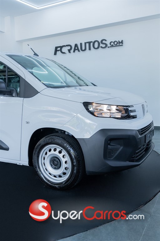2026 Peugeot Partner — foto 8 / 12