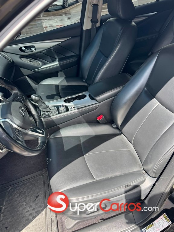 2021 Infiniti Q-50 — foto 4 / 6