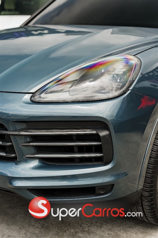 2019 Porsche Cayenne — foto 2 / 12