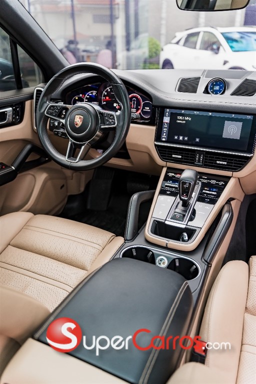 2019 Porsche Cayenne — foto 9 / 12