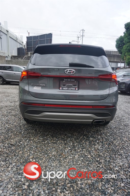 2021 Hyundai Santa Fe SE — foto 5 / 10
