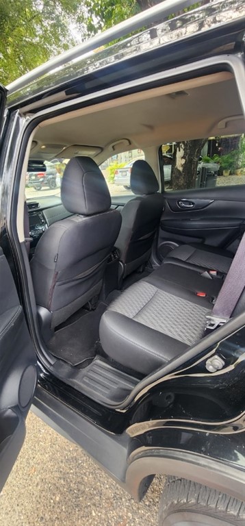 2020 Nissan Rogue — foto 6 / 8