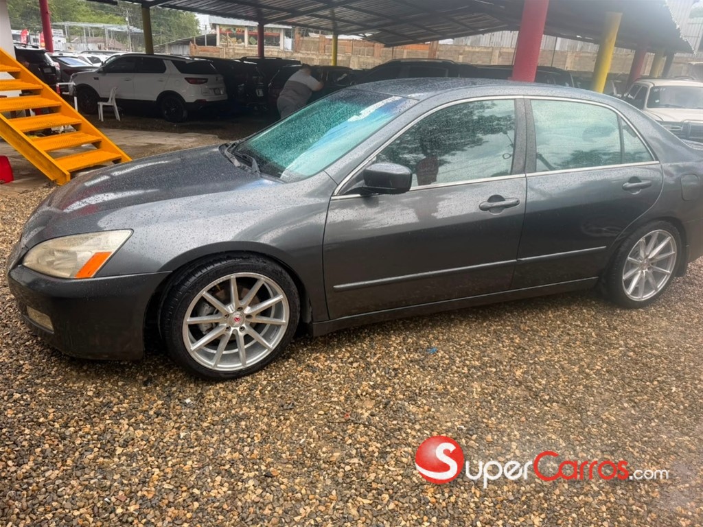 2003 Honda Accord — foto 3 / 6