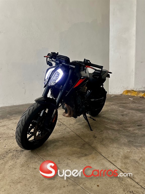2020 KTM DUKE 790