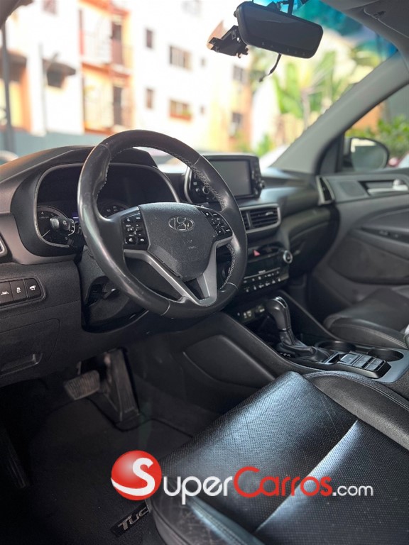 2020 Hyundai Tucson LIMITED — foto 4 / 9