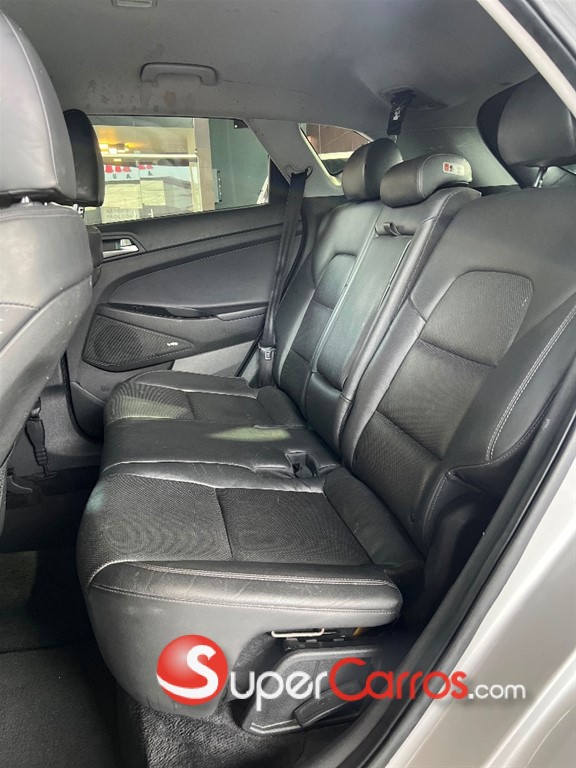 2020 Hyundai Tucson LIMITED — foto 6 / 9
