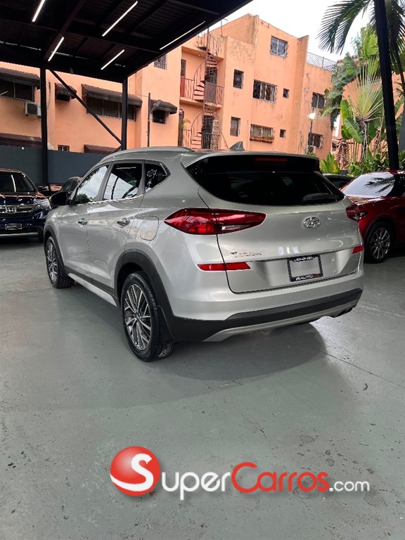 2020 Hyundai Tucson LIMITED — foto 8 / 9
