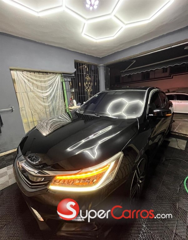 2017 Honda Accord EXL — foto 5 / 11