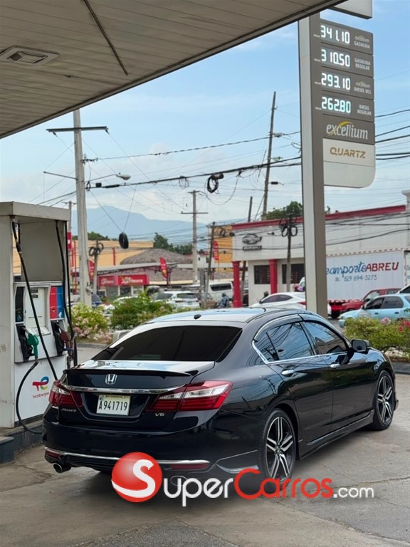 2017 Honda Accord EXL — foto 7 / 11