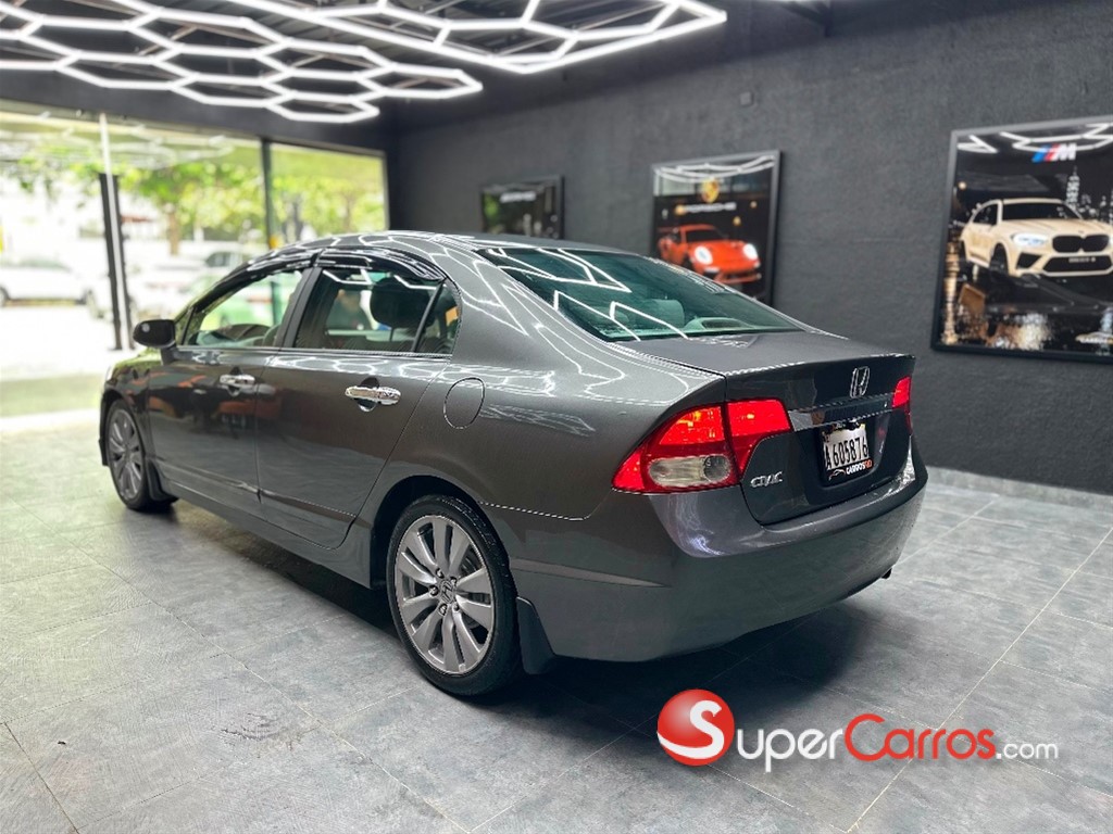 2010 Honda Civic LX — foto 5 / 11