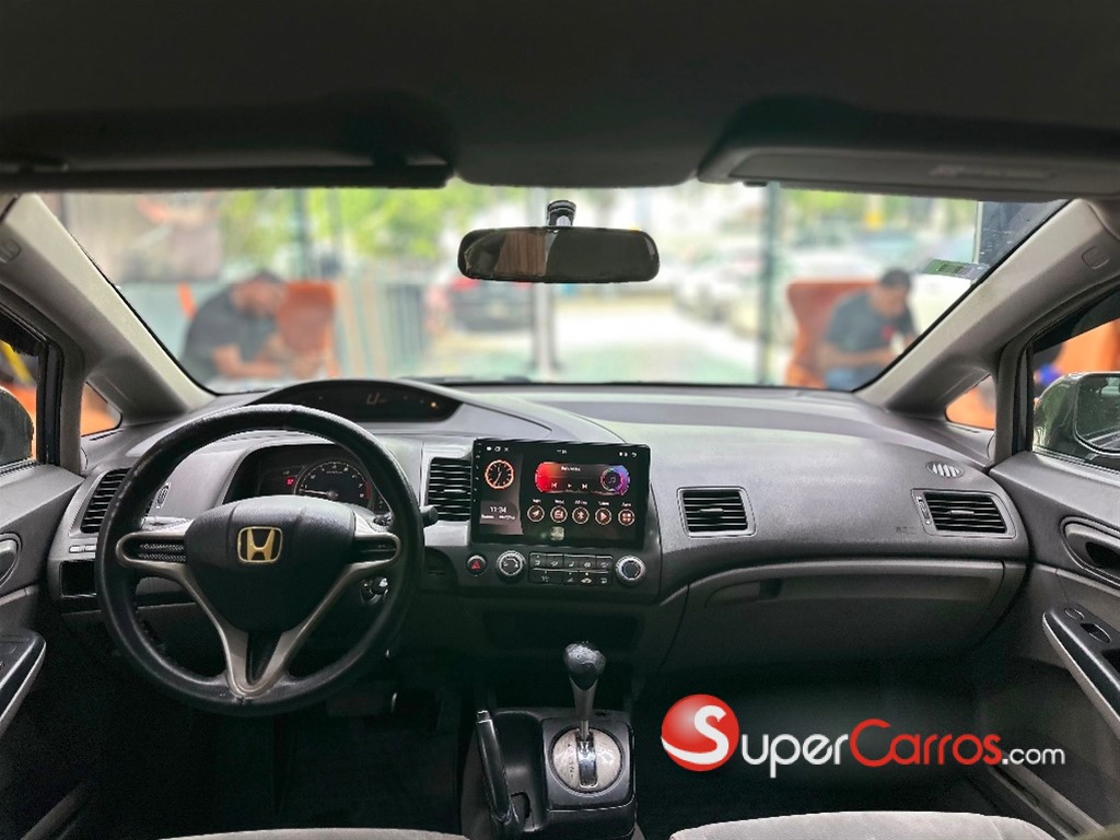 2010 Honda Civic LX — foto 8 / 11