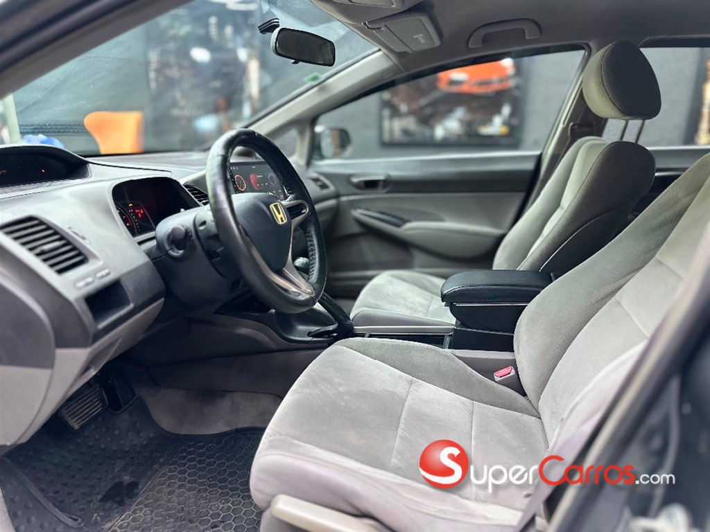 2010 Honda Civic LX — foto 11 / 11