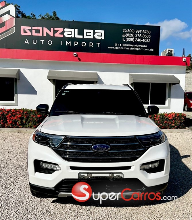 2021 Ford Explorer XLT — foto 2 / 12