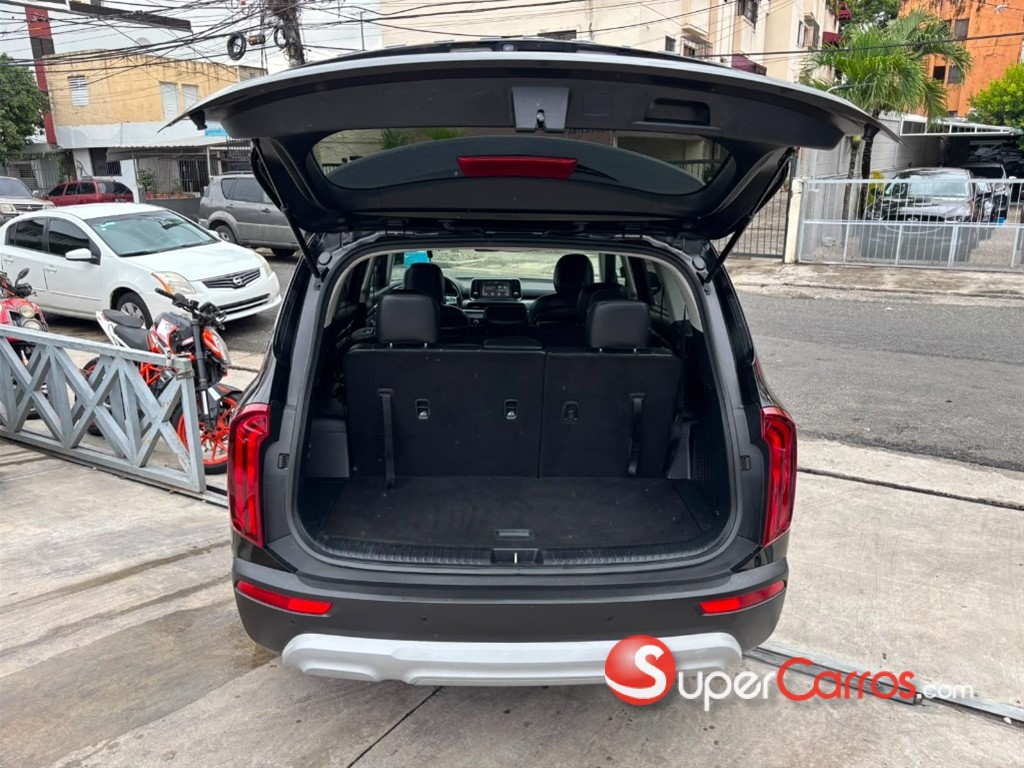 2020 Kia Telluride LX — foto 7 / 12