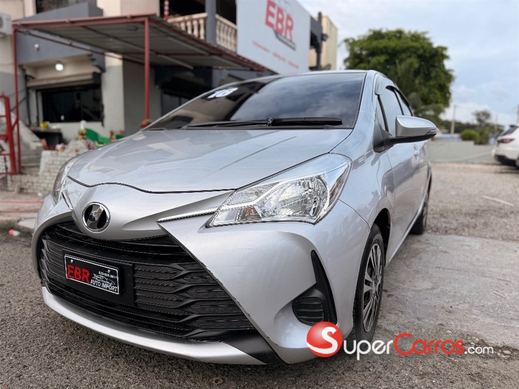 2018 Toyota VITZ