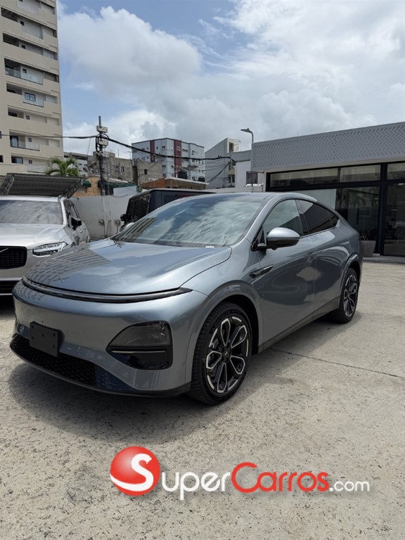 2027 Xpeng G6 Performance — foto 3 / 7