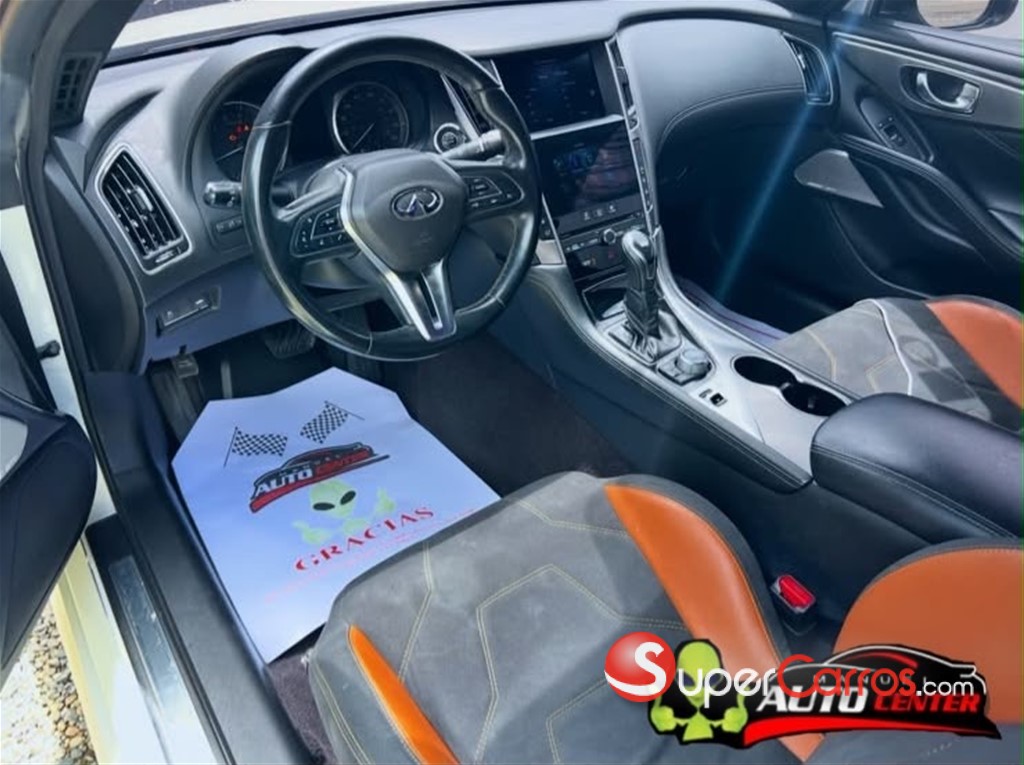 2020 Infiniti Q-60 — foto 5 / 12