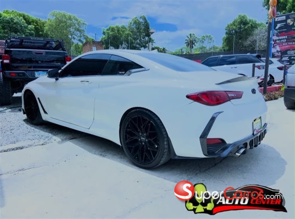 2020 Infiniti Q-60 — foto 11 / 12