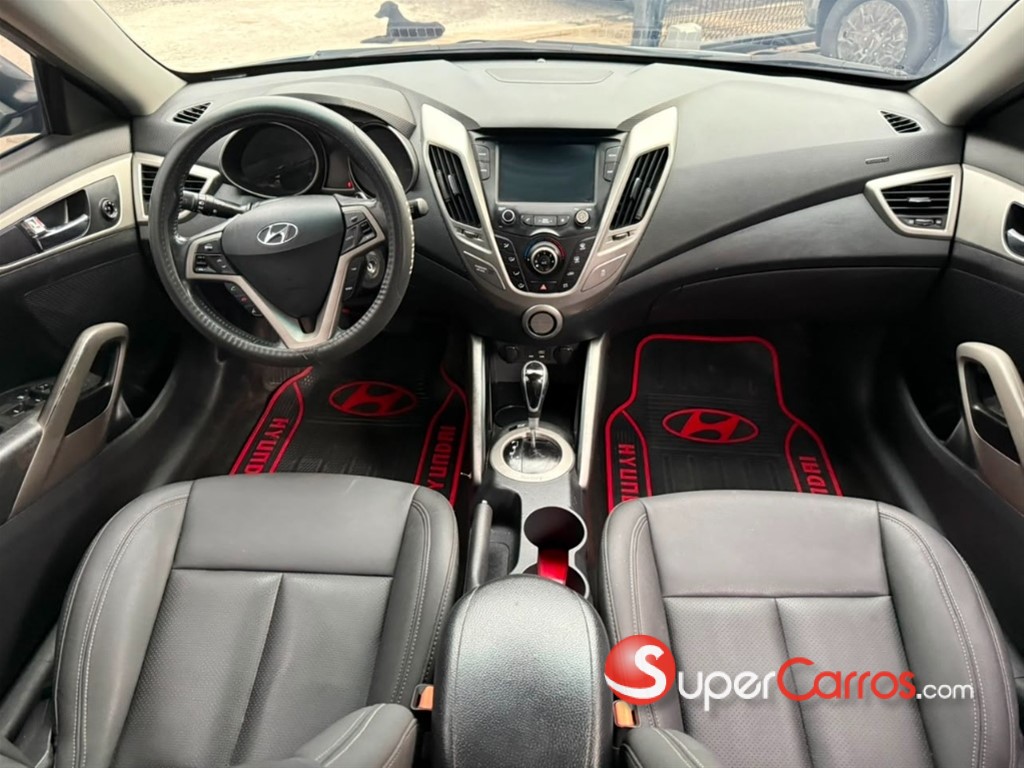 2018 Hyundai Veloster — foto 9 / 12