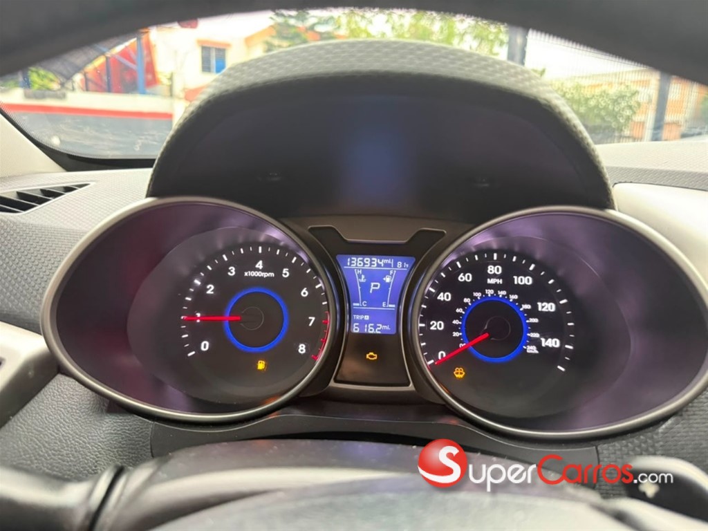 2018 Hyundai Veloster — foto 11 / 12