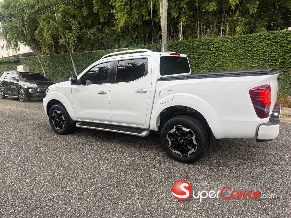 2025 Nissan Frontier LE — foto 5 / 11