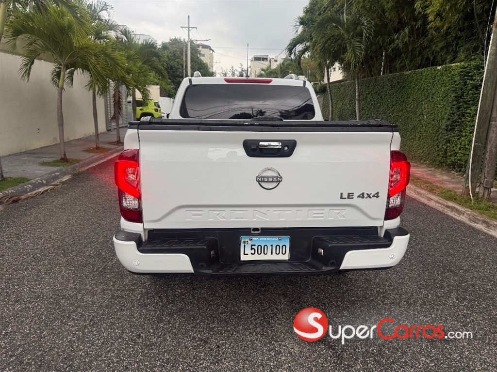 2025 Nissan Frontier LE — foto 6 / 11