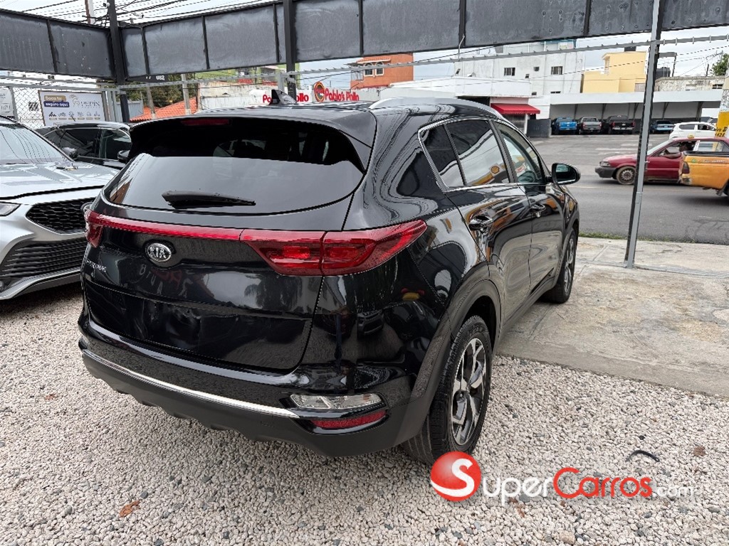 2021 Kia Sportage LX — foto 6 / 12