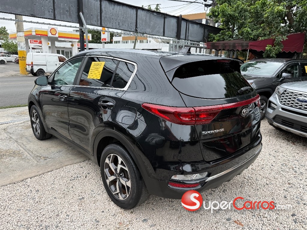 2021 Kia Sportage LX — foto 8 / 12