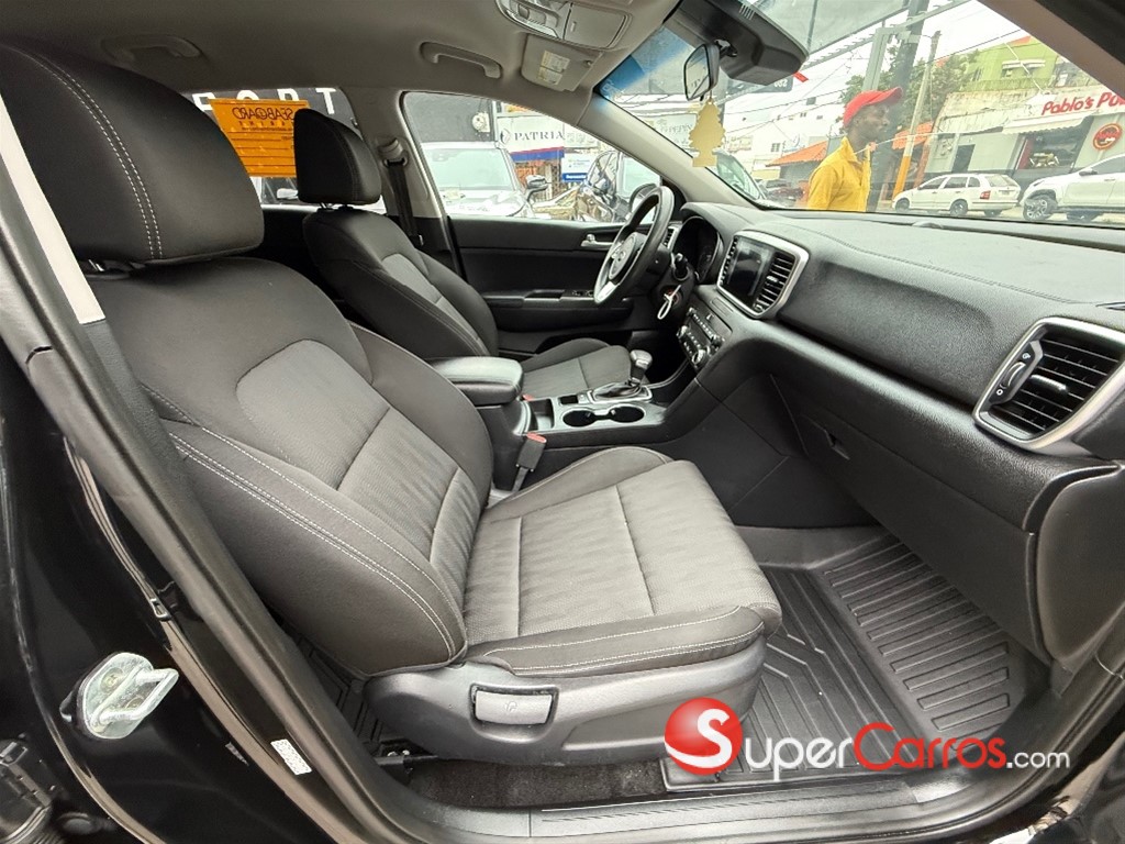 2021 Kia Sportage LX — foto 11 / 12