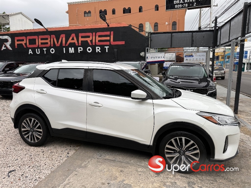 2022 Nissan Kicks SV — foto 4 / 12
