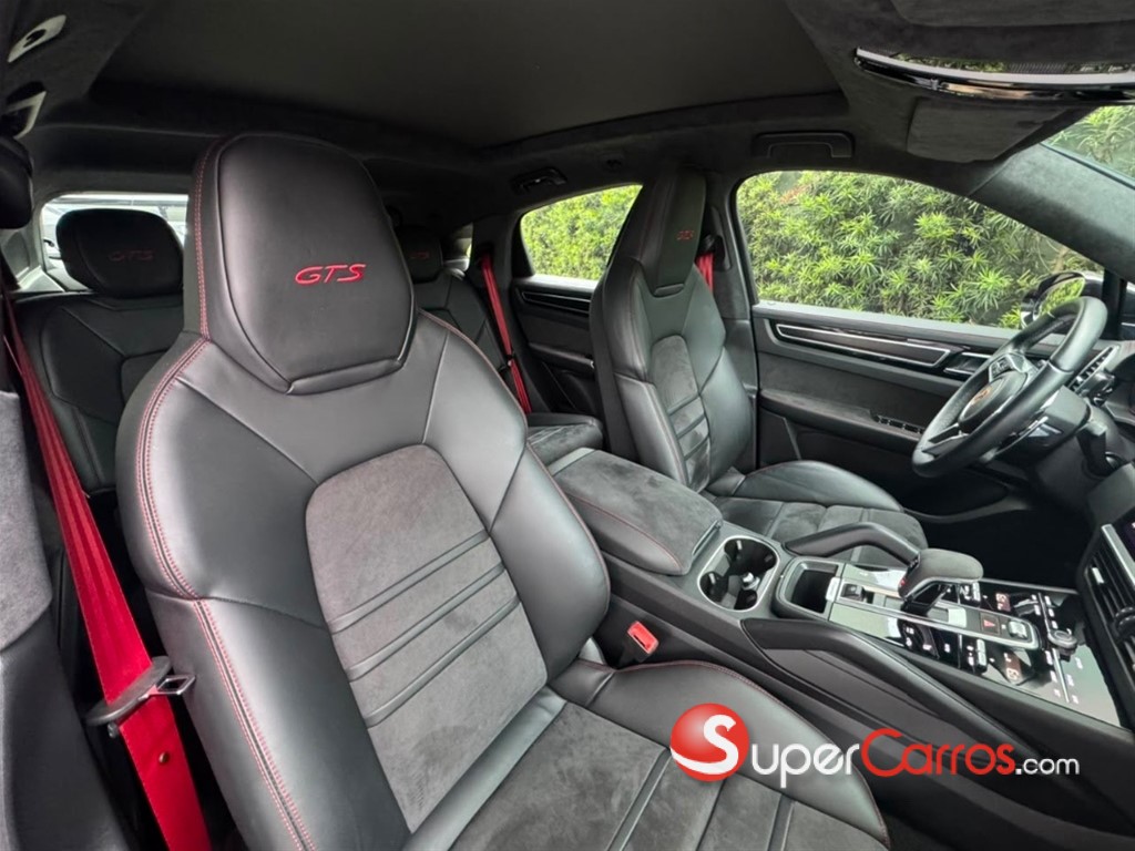 2021 Porsche Cayenne Coupe GTS — foto 4 / 11