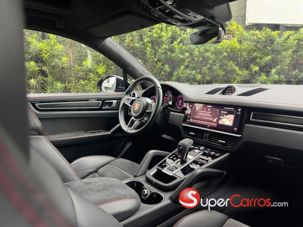 2021 Porsche Cayenne Coupe GTS — foto 8 / 11