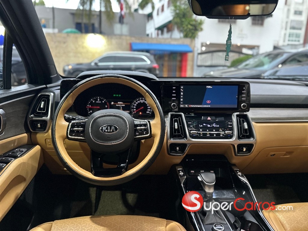 2021 Kia Sorento Luxury — foto 4 / 12