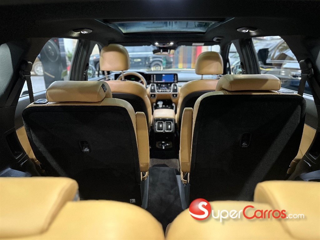 2021 Kia Sorento Luxury — foto 7 / 12