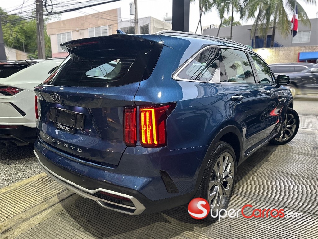 2021 Kia Sorento Luxury — foto 10 / 12