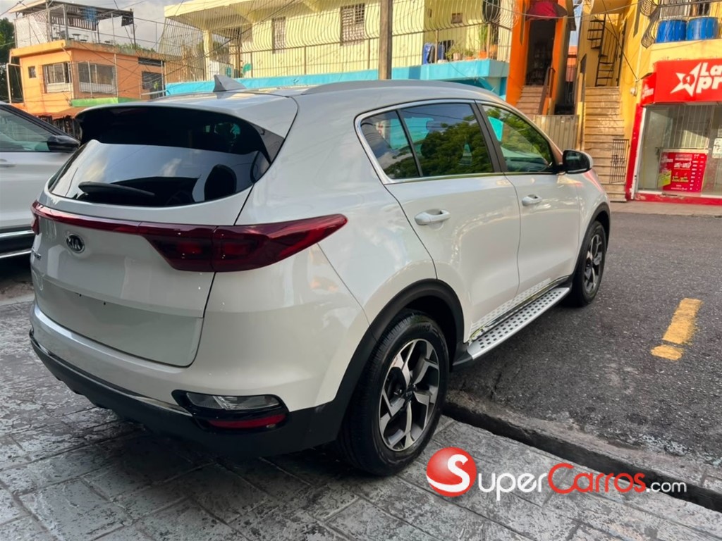 2022 Kia Sportage LX — foto 4 / 10