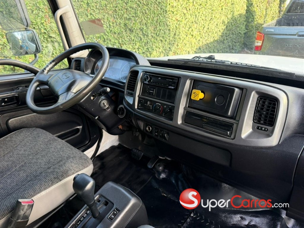2014 Hino 338 — foto 7 / 11