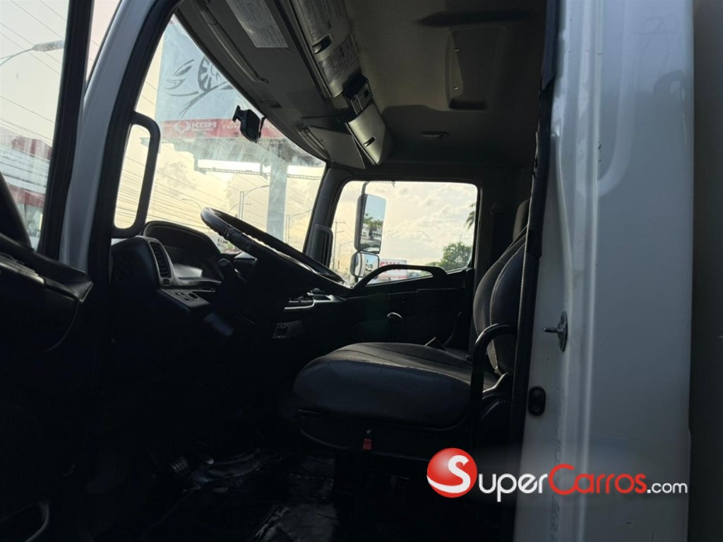2014 Hino 338 — foto 9 / 11