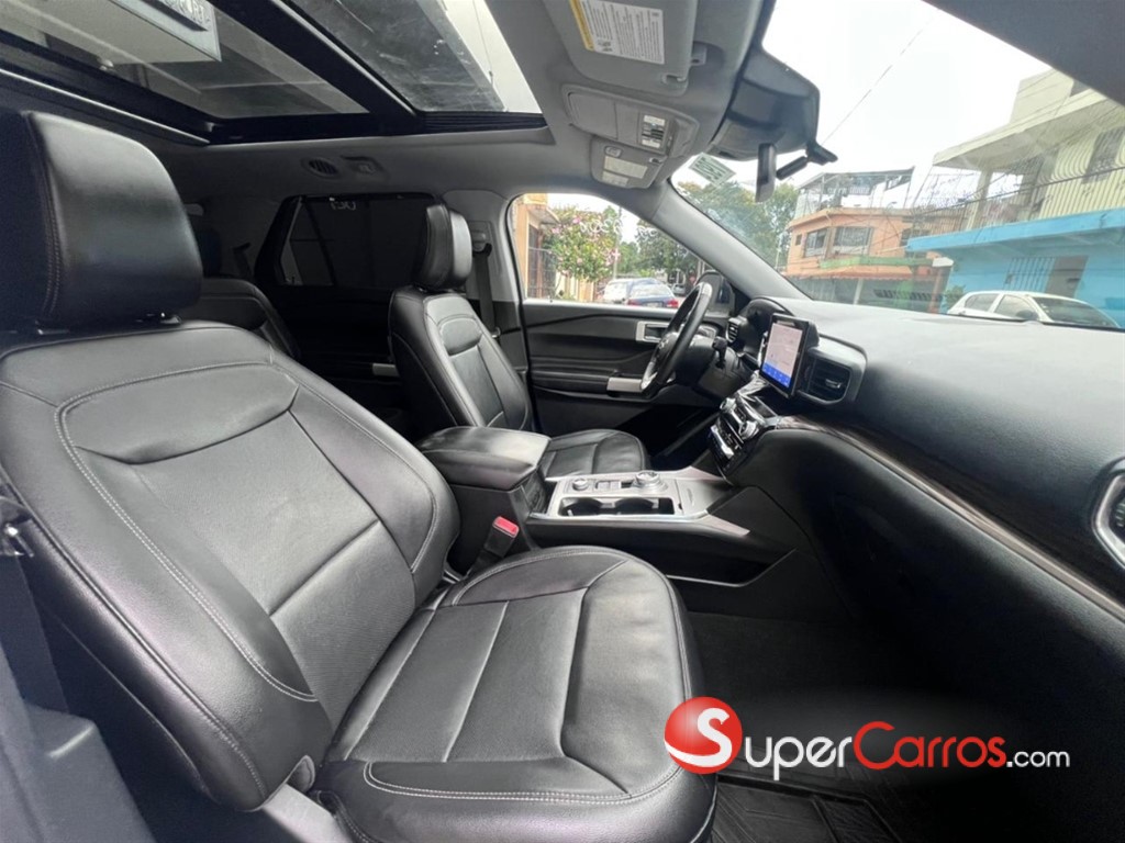 2021 Ford Explorer Limited — foto 9 / 10