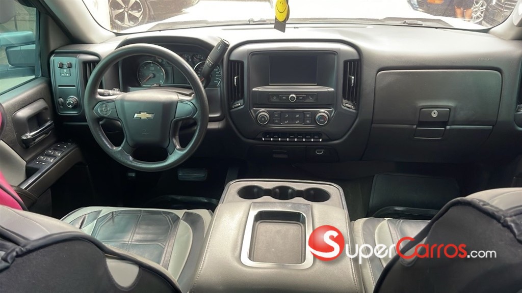 2017 Chevrolet Silverado — foto 10 / 12